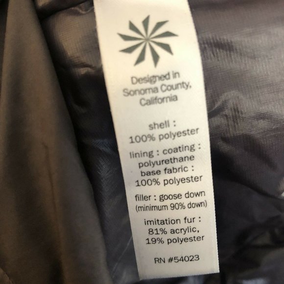 Athleta Responsible Downieville Jacket Hooded Goose Down Puffer Black Sz XXS - Picture 8 of 8